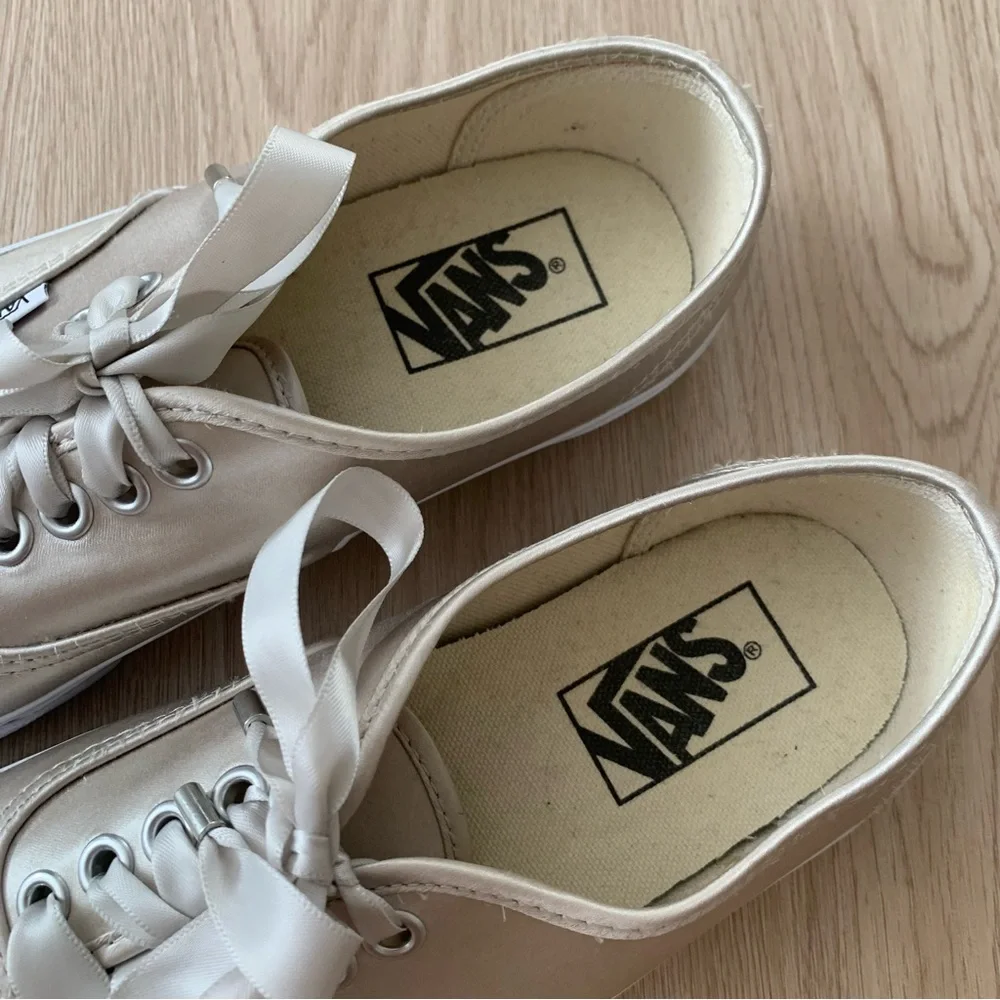 Vans Classic Lace-Up Sneakers in Beige and White